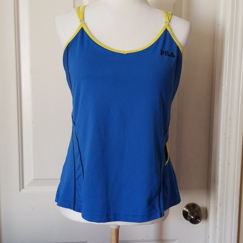 Fila Performance Athletic Top Size M